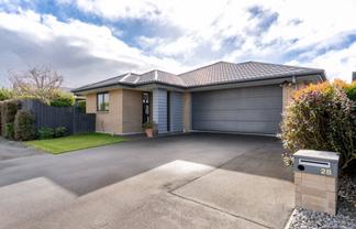 28 Bradwell Crescent, Halswell