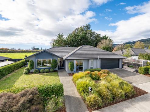 4 Campari Drive, Richmond