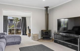 1/2 Laughton Street, Taupo