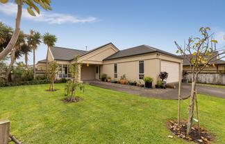 12 Washington Parade, Milson