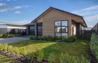 10 Tatahi Street, Wharewaka