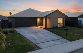10 Tatahi Street, Wharewaka