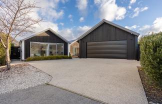 3 Shipton Court, Lower Shotover