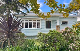 7 Burnside Avenue, Mount Albert