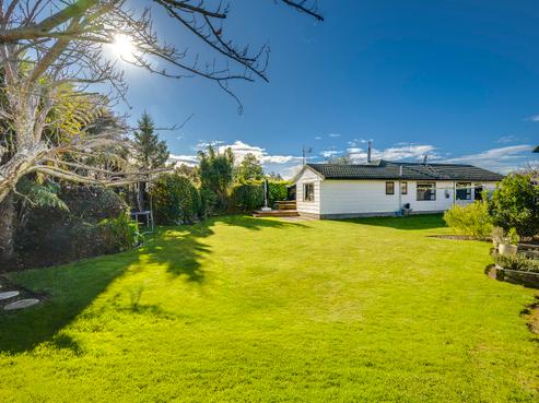 27 Mckeefry Avenue, Greenmeadows
