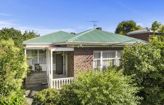 80 King George Avenue, Epsom