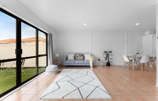 4/35 Fields Parade, Oteha