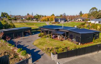 45 Meadowstone Street, Gleniti