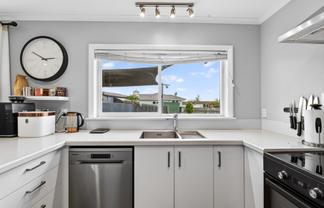 68 Coverdale Street, Onekawa