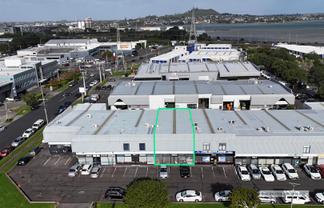 CBRE | Pure Warehouse Minutes from SH20