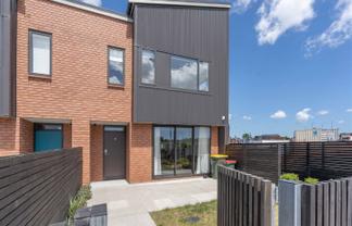 463 Hobsonville Road, Hobsonville