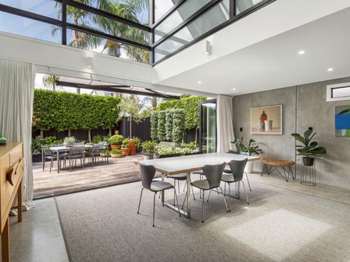 81 Queen Street, Northcote Point