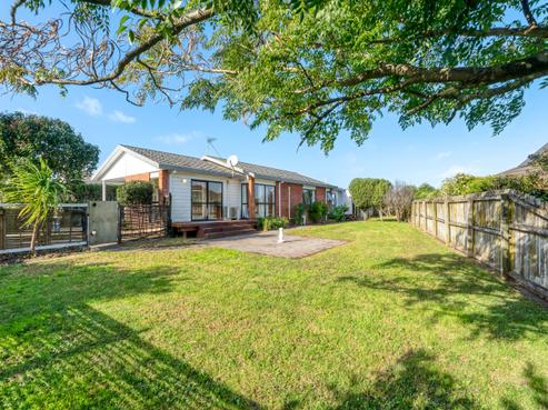 62 West Fairway, Golflands