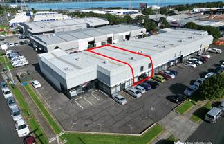 SMALL ONEHUNGA INDUSTRIAL UNIT - 228M²
