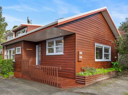 84A Glenvar Road, Torbay