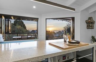16 Ridge Lane, New Plymouth