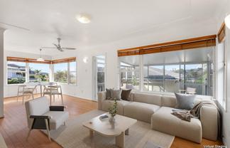 1/90 Browns Bay Road, Browns Bay
