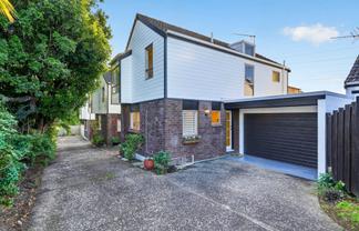 2/36 Koromiko Street, New Lynn