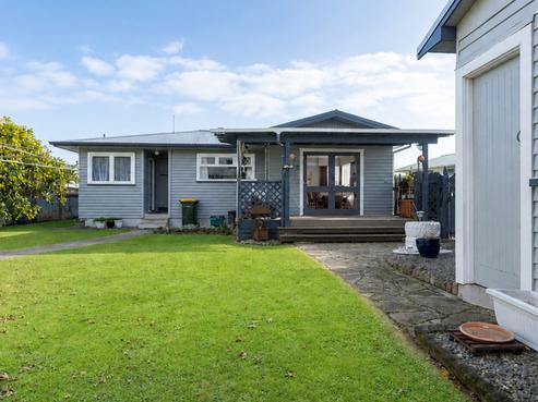 3 Drake Street, Levin
