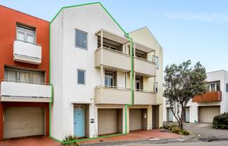 26/305 Evans Bay Parade, Hataitai