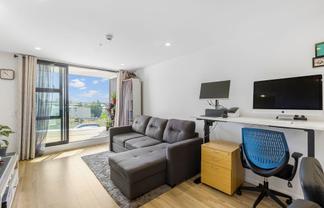 305/553C Glenfield Road , Glenfield
