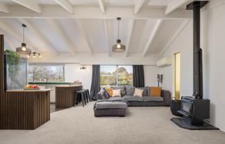33 Rousehill Street, Renwick