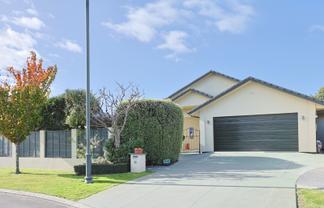 10 Park Lane, Greenmeadows