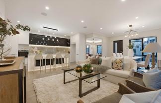 221B Murphys Road, Flat Bush