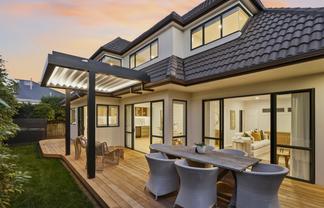 16A Seccombes Road, Epsom