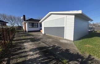 22 Williams Crescent, Otara
