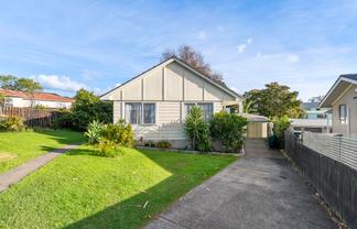 333 Roscommon Road, Clendon Park