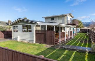 14 Harvard Grove, Totara Park