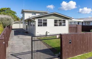 14 Harvard Grove, Upper Hutt