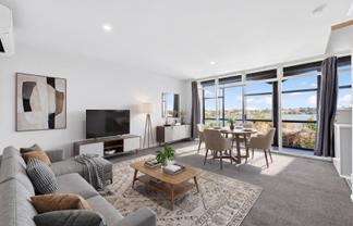 1/22 Church Crescent, Panmure
