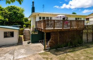 26a Hunt Crescent , Hillcrest