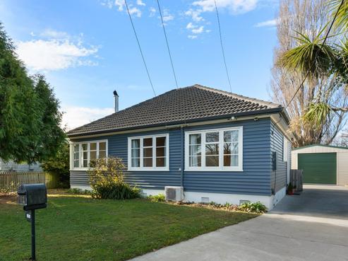 52 Riley Crescent, Woolston