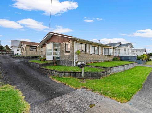 11 Hine Street, New Plymouth Central