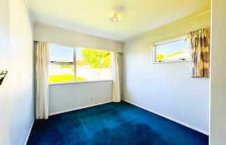 28 Lewis Street, Glenview