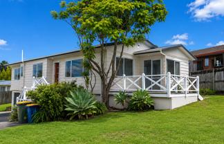11 Worthington Place, West Harbour