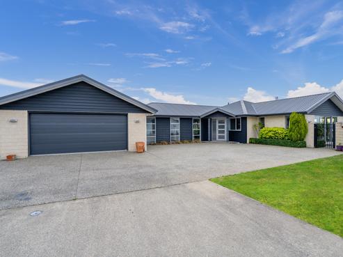 7 Somerset Lane, Rosedale