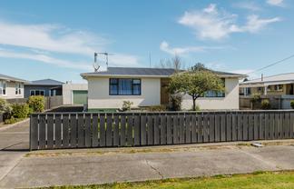 60 Sherwill Street East, Feilding