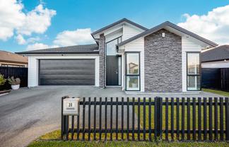 20 Houpuni Road, Milldale