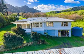 2416 State Highway 1, Brynderwyn