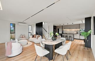 2A Rangitoto Terrace, Milford