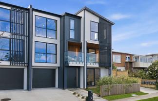 2B Rangitoto Terrace, Milford