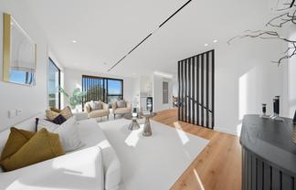 2B Rangitoto Terrace, Milford