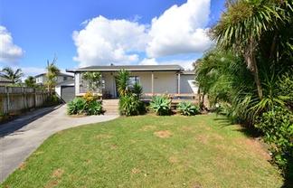 14a Ross Crescent, Orewa