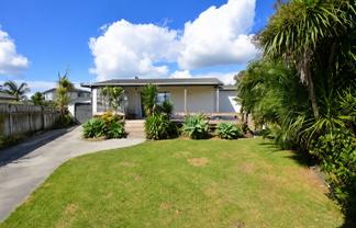 14a Ross Crescent, Orewa