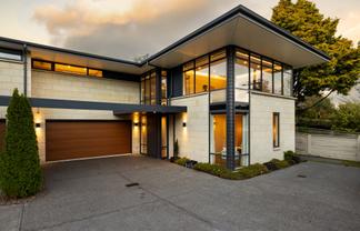 930A River Road, Queenwood