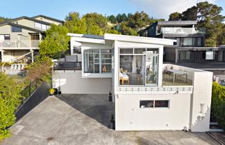 44 Rewa Road, Maraetai